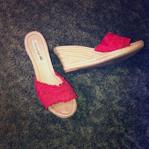 American Eagle wedge shoes